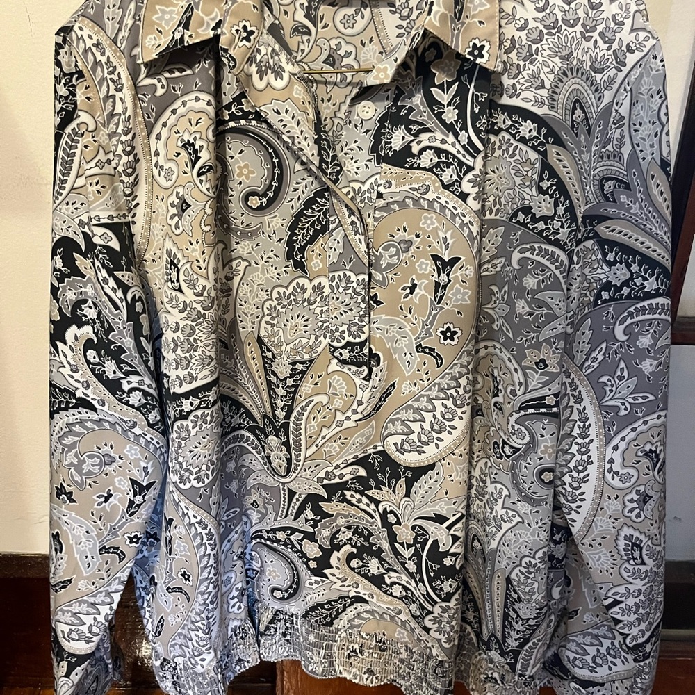 Alfred Dunner Floral Paisley Blouse in Black and Cream